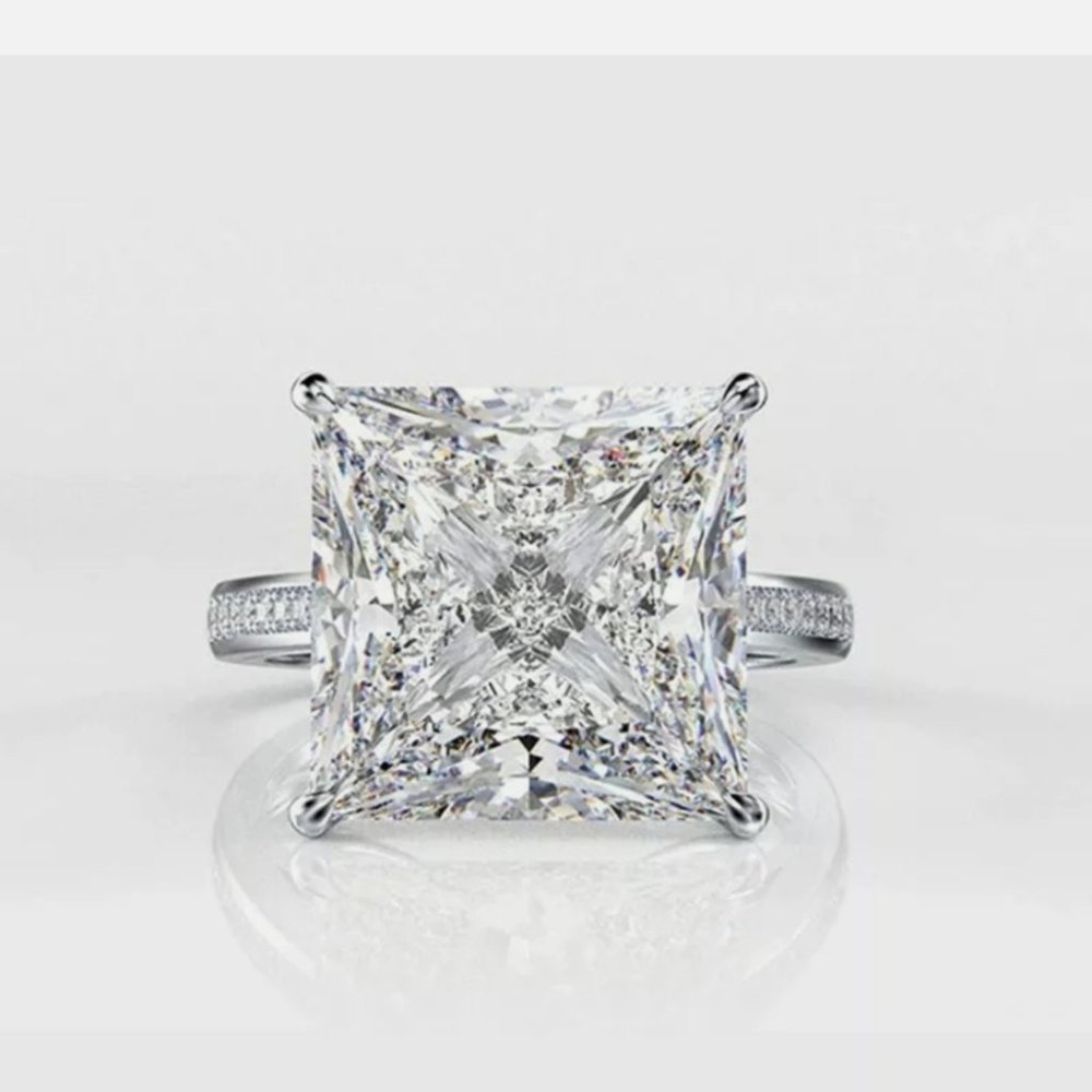 NEW 18K White Gold Diamond Princess Cut Ring - Picture 3 of 4